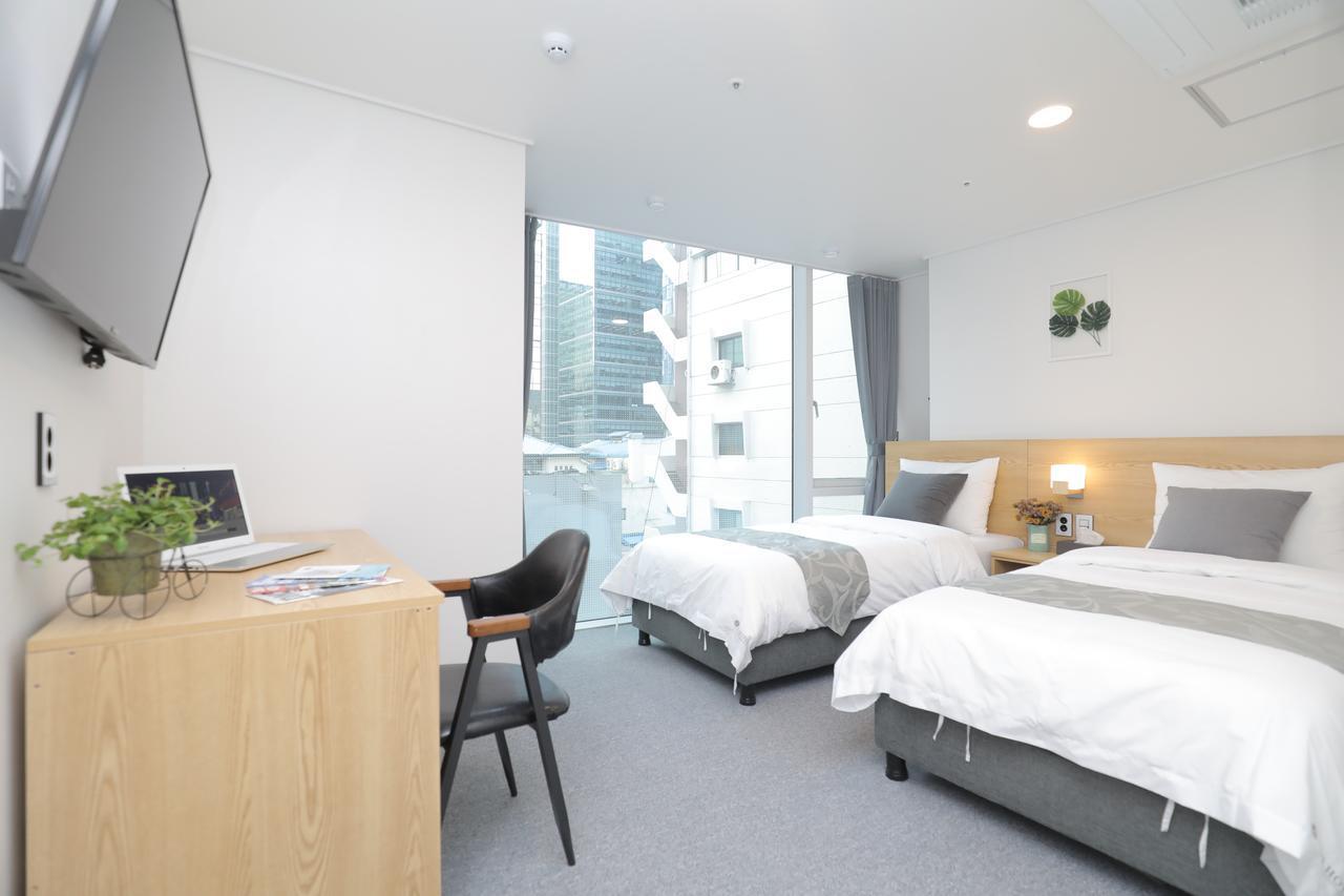 Line Hotel Myeongdong Seoul Exterior photo