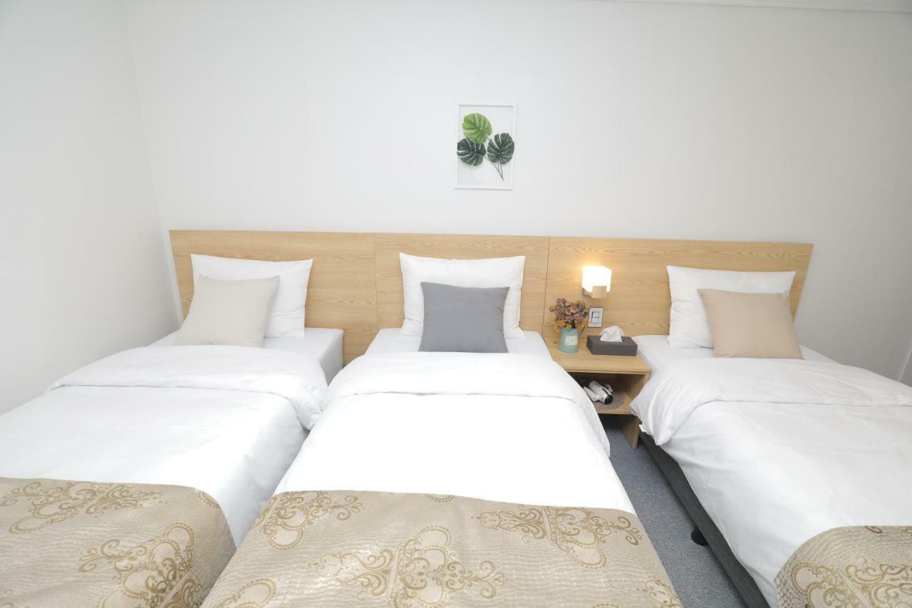 Line Hotel Myeongdong Seoul Exterior photo